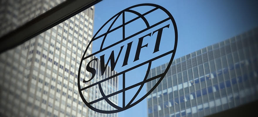 ماهو نظام SWIFT البنكي الدولي؟ ولماذا يعتبر في غاية الأهمية لأي اقتصاد ؟